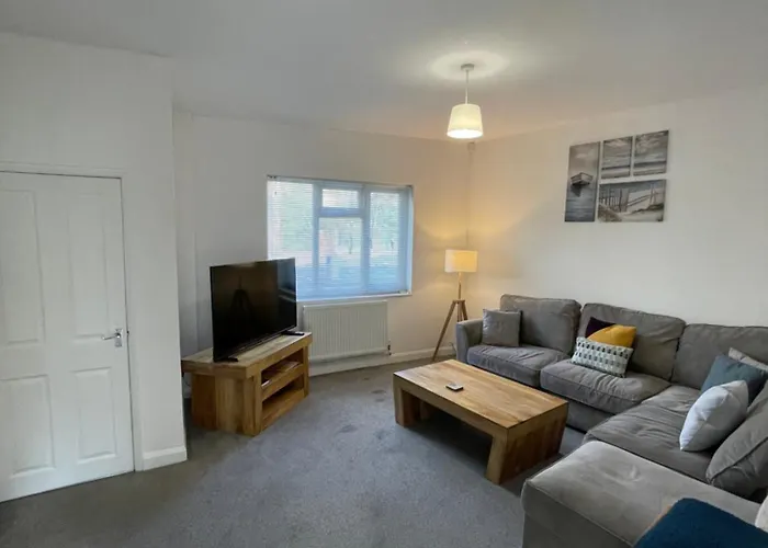 Nunnery Lane 3 Bedroom House * York