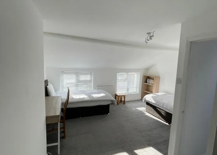 Nunnery Lane 3 Bedroom House York